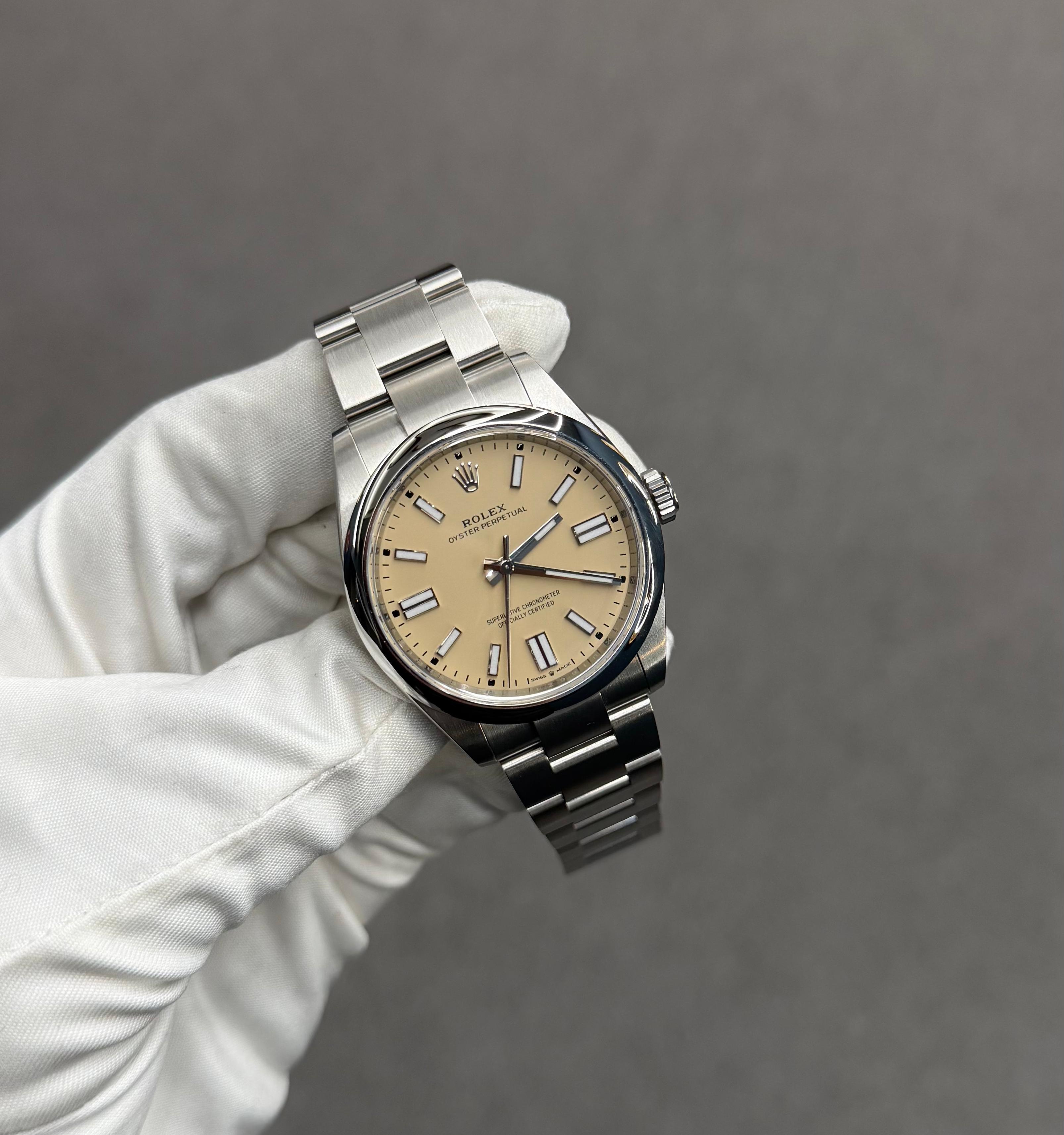 Rolex Oyster Perpetual Beige (41)