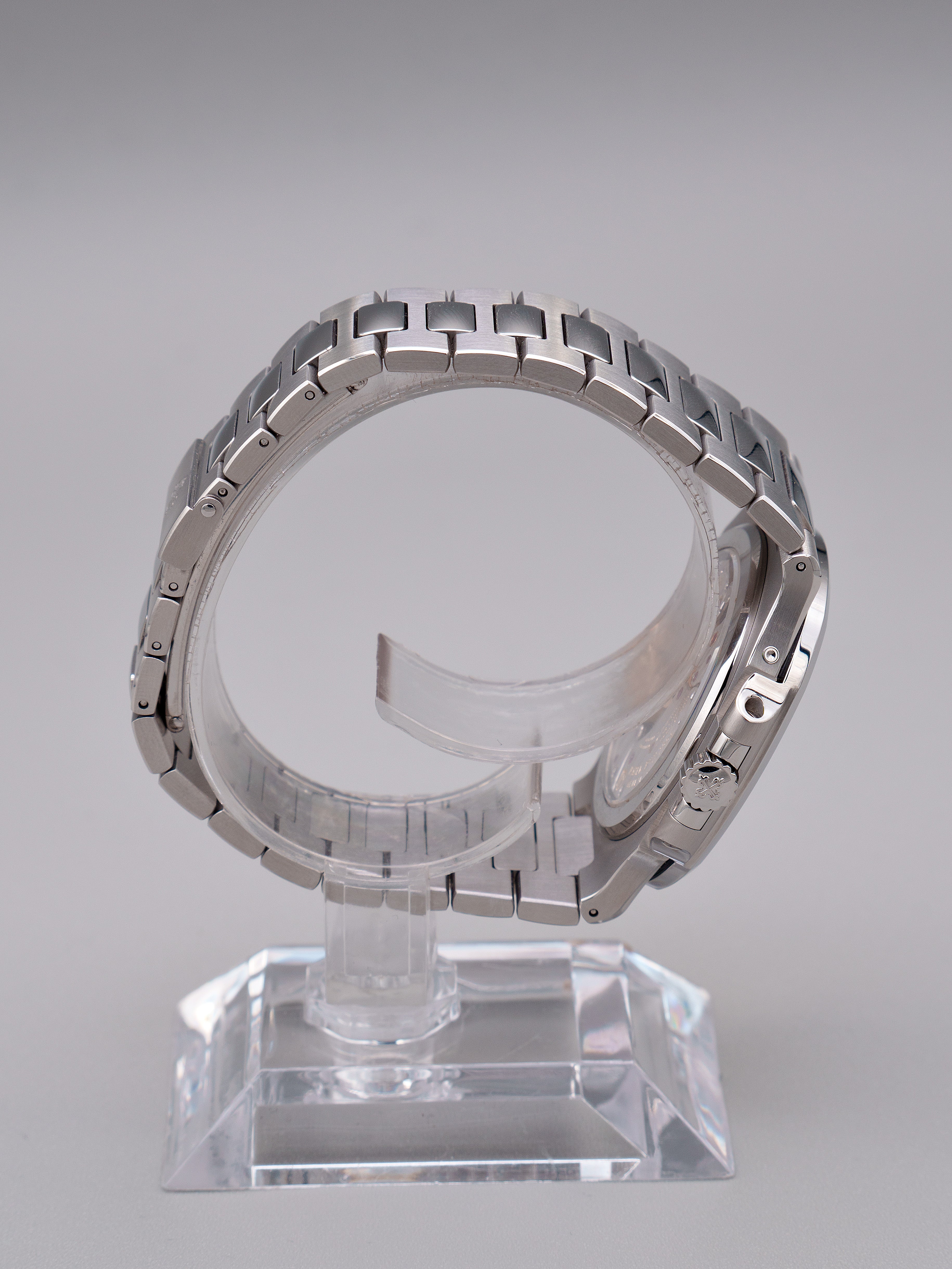 Patek Philippe 5712A